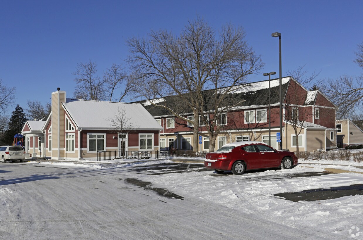 Foto principal - Blooming Glen Townhomes