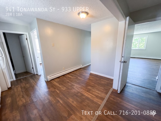 Building Photo - 941 Tonawanda St
