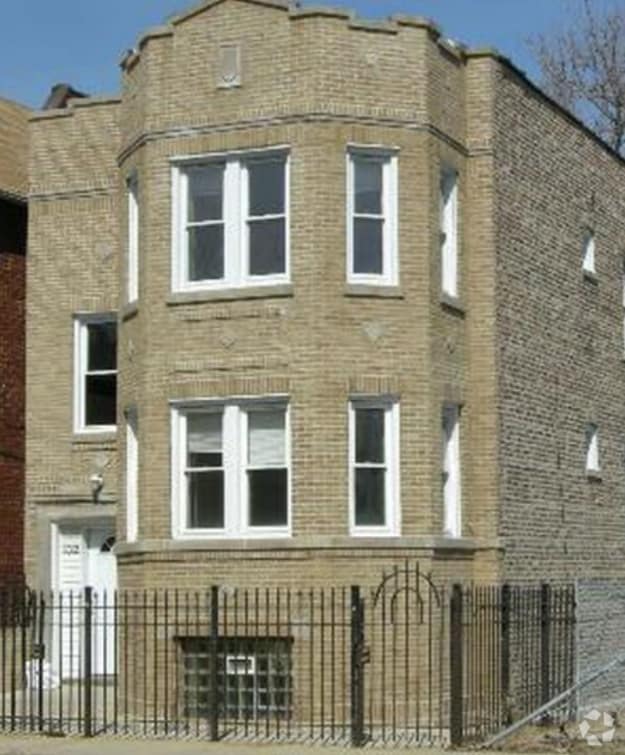 1012 W Marquette Rd
