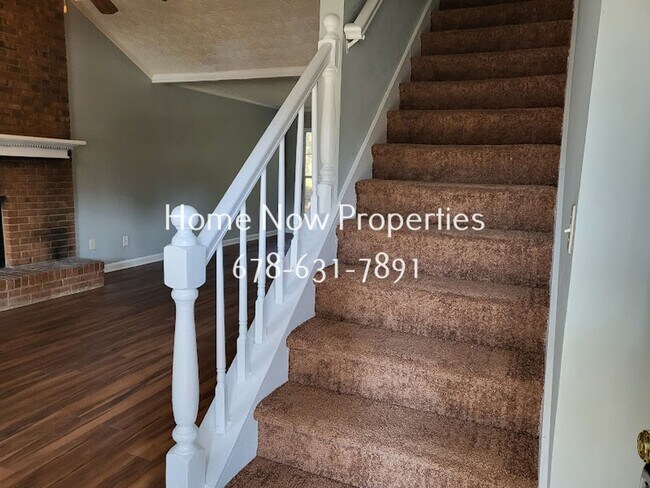 Building Photo - 2633 Country Trace SE