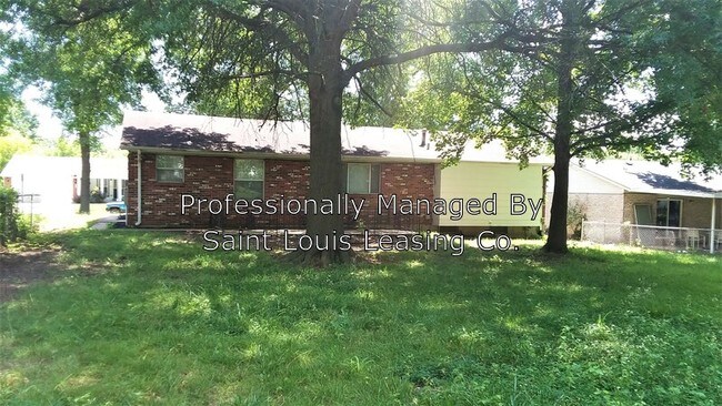 Building Photo - 11841 Del Rosa Way