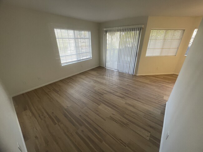 Foto del edificio - 2215 K Ave