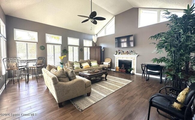 Building Photo - 3555 Sable Palm Ln