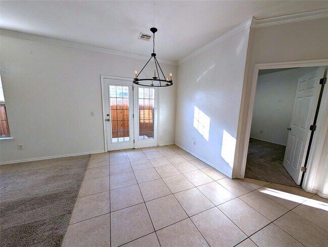 Foto del edificio - 643 Sisken Ct