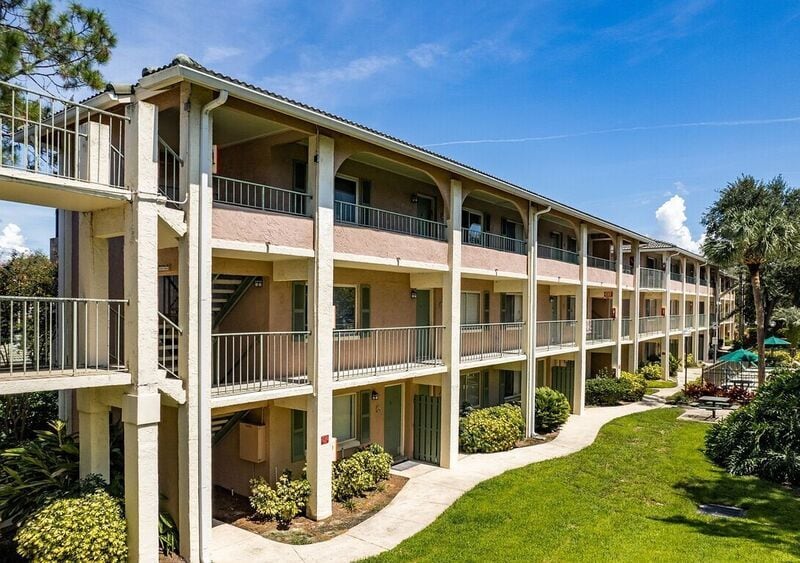 Primary Photo - 103 Oyster Bay Circle