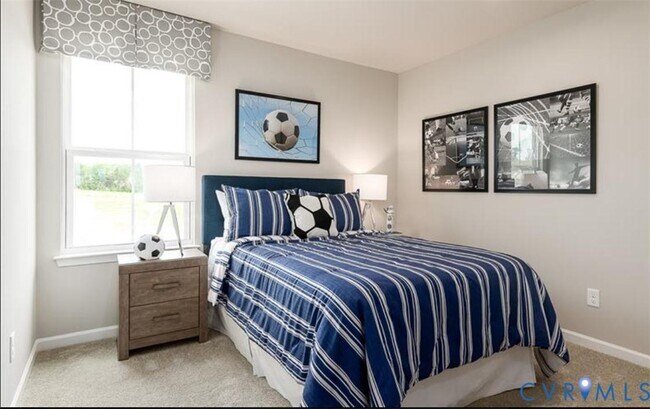 Foto del edificio - 4521 Padgett Pl