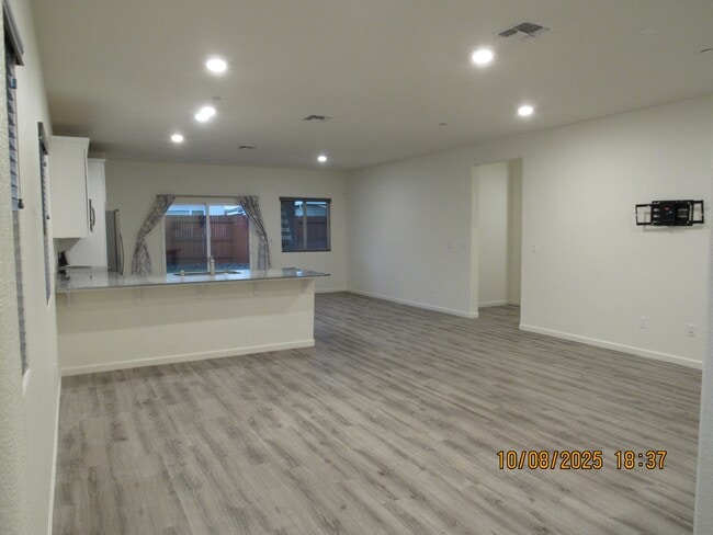 Building Photo - 14813 Trinchero Pl