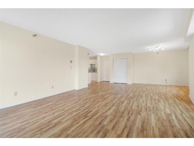 Foto del edificio - 66 9th St E