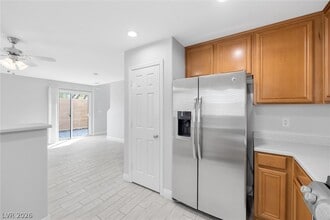 Building Photo - 3314 Villa Fiori Ave