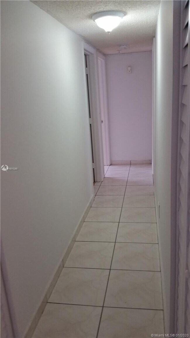 Building Photo - 8177 NW 8th St  D3 Miami Fl 33126