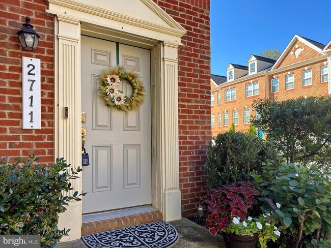 Building Photo - 2711 Coppersmith Pl