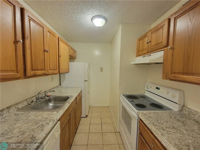 Foto del edificio - 1133 Benoist Farms Rd