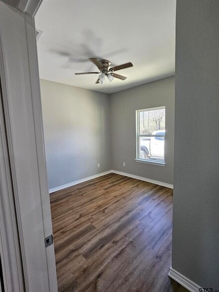 Building Photo - 100 Cook St