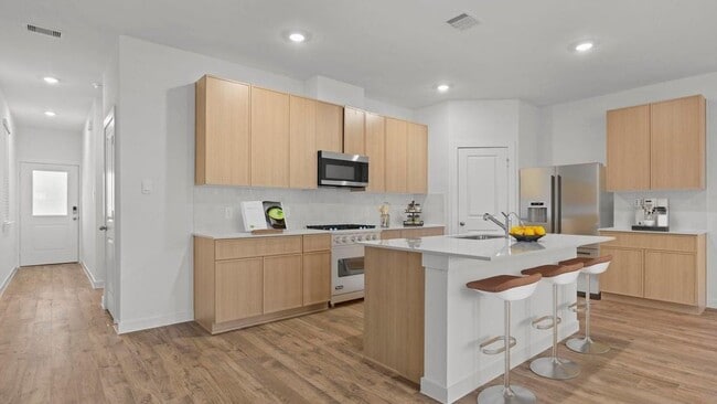 Building Photo - 3510 Lovebird Ln