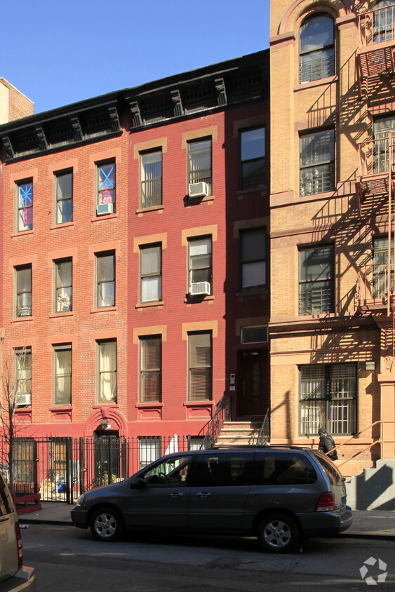 Primary Photo - 451 E 117th St