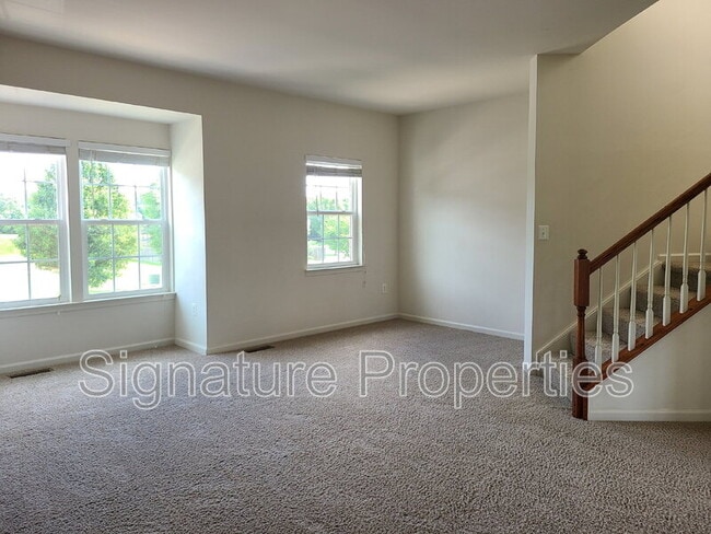 Photo - 35 Allegheny Dr House