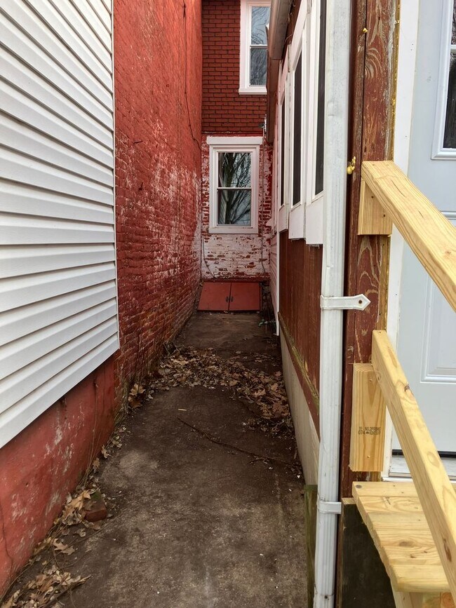 Foto del edificio - 14 Old Dorwart St