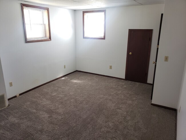 Living Room - 601 3rd St SE