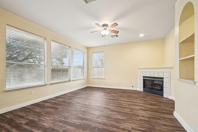 Foto del edificio - 4508 Chesney Ridge Dr