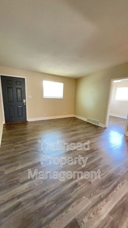 Foto del edificio - 4202 Lloyd St