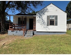 Building Photo - 1012 Sharon St
