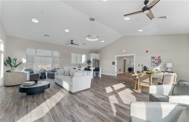 Foto del edificio - 6702 Sycamore Way