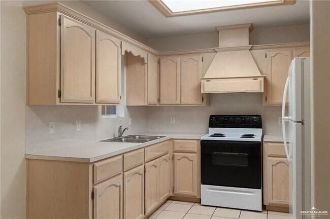 Building Photo - 11 Tierra Dulce Dr