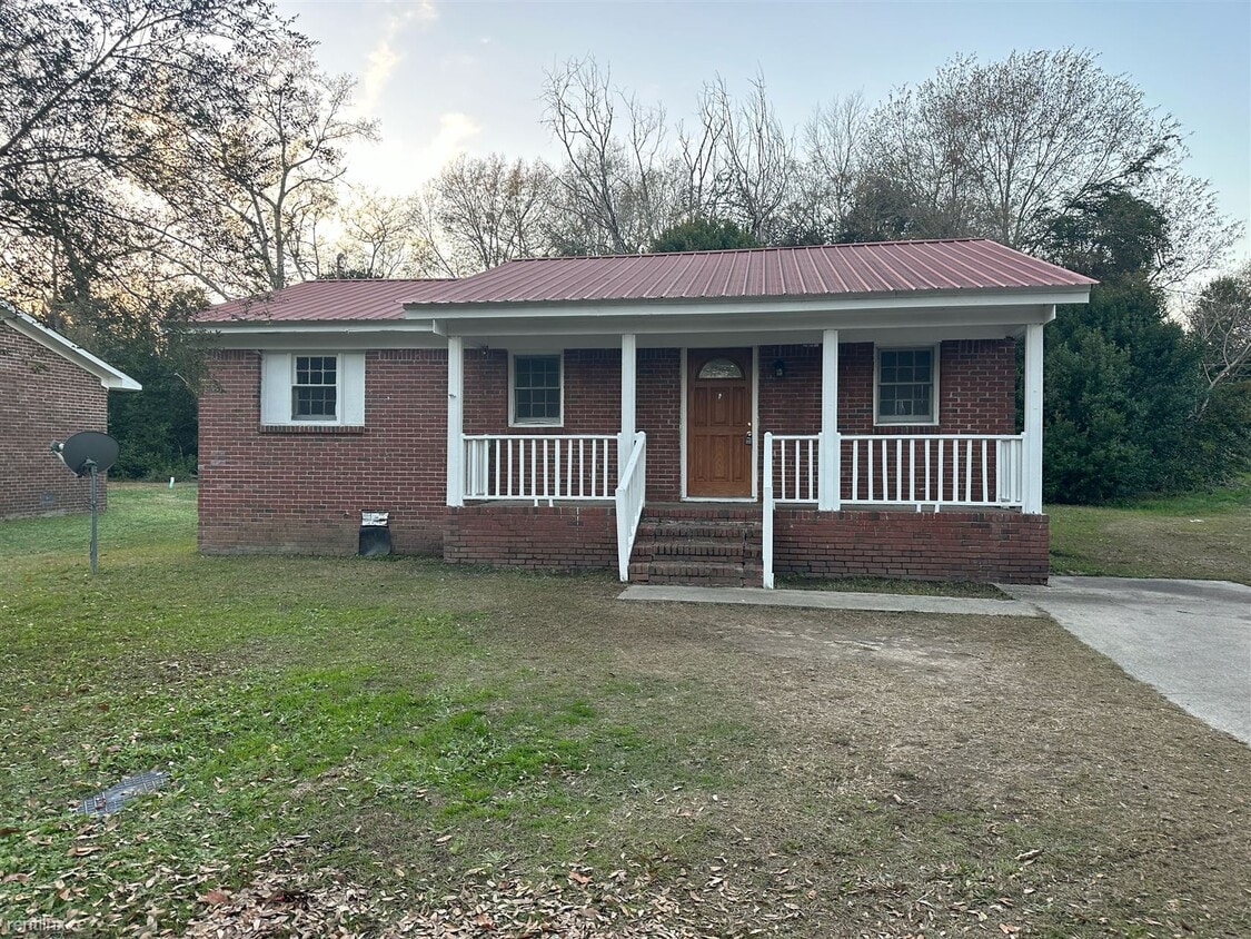 Primary Photo - 3 br, 1 bath House - 1715 Clinton Street