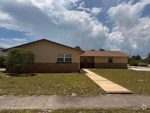 Building Photo - 325 Trinidad Dr