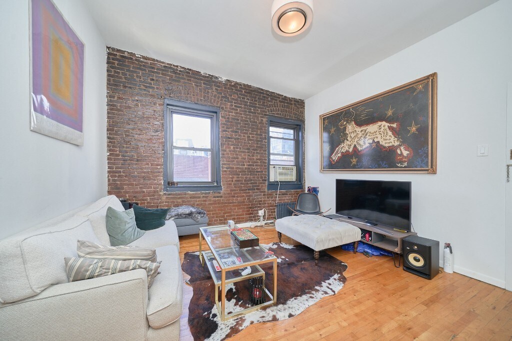 208 E 13th St Unit 6R, New York, NY 10003 Room for Rent in New York