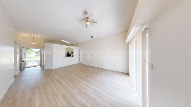Foto del edificio - 620 Bohannon Blvd