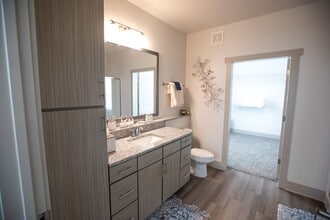 Building Photo - Berkmar Landing Apartments