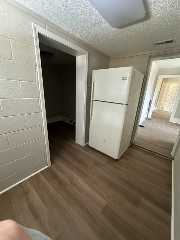 Foto del edificio - 2715 Cole Rd