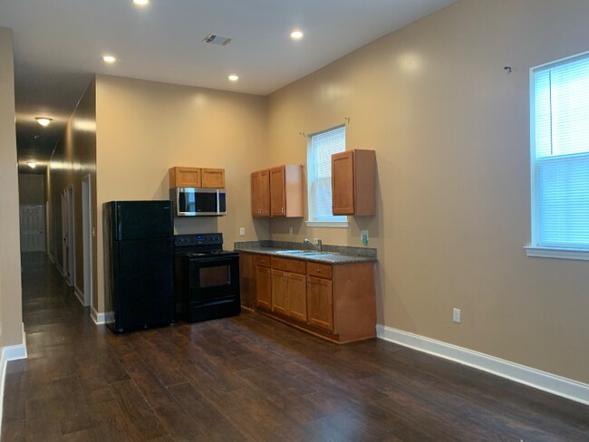 Foto del edificio - 1234 Elysian Fields Ave