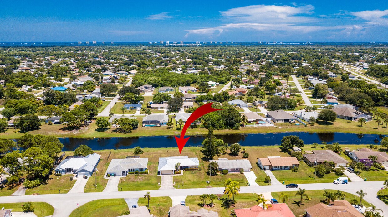 Foto principal - 2309 SE Leithgow St