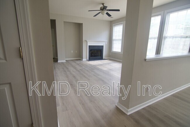 Building Photo - 14813 Provence Ln
