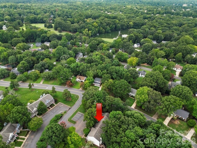 Building Photo - 8105 Circle Tree Ln