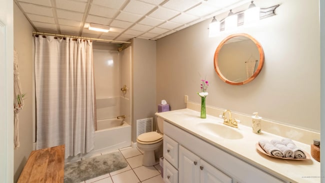 Foto del edificio - 757 Limerick Rd