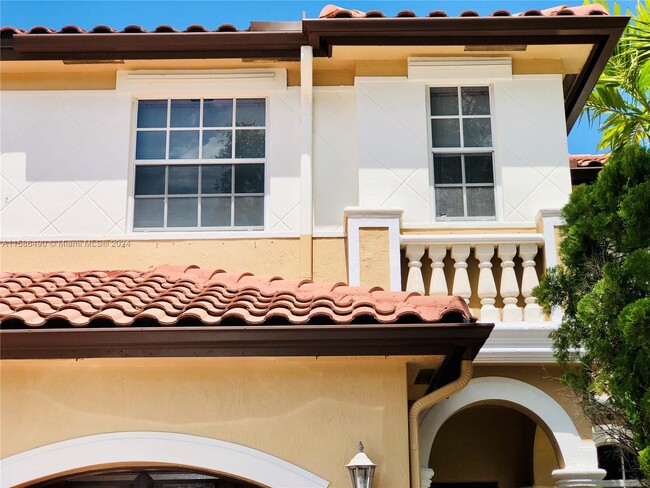 Foto del edificio - 12723 SW 49th Ct