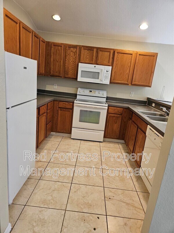 Foto del edificio - 98 Milwaukee Blvd