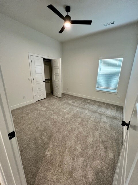 Building Photo - 6207 SW Luna Ln