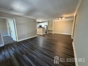 Building Photo - 354 Samuel Cir