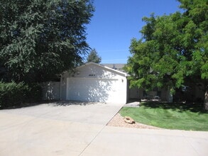 Building Photo - 2929 Bunting Ave