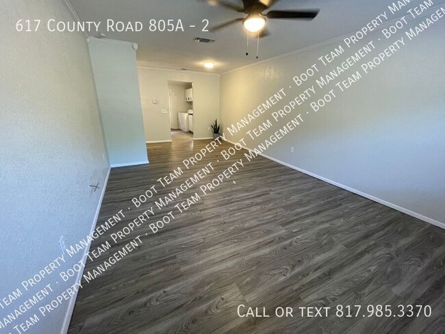 Foto del edificio - 617 County Rd 805A