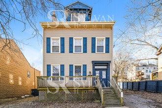 Building Photo - 1135 Buente St