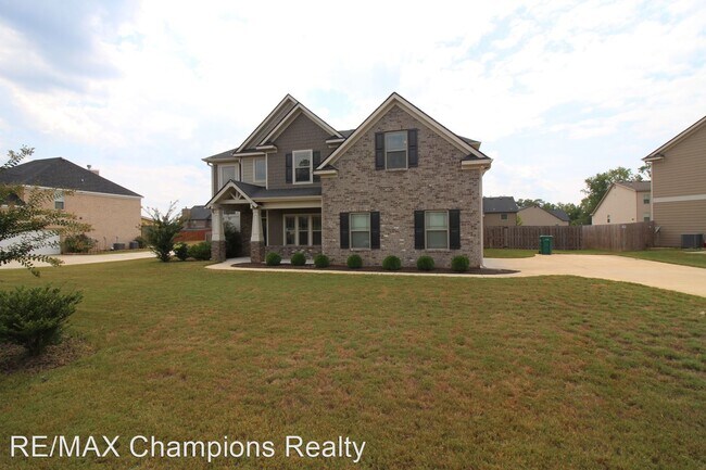 Foto del edificio - 5 br, 3.5 bath House - 102 Lee Road 2212
