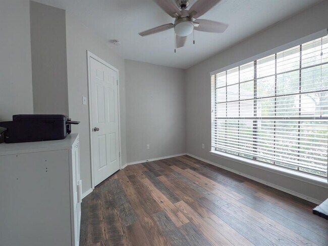 Building Photo - 2308 Windsong Trail