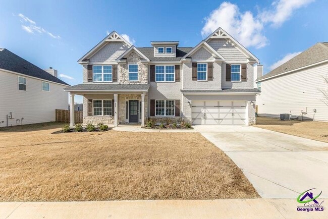 Building Photo - 233 Shoshone Cir