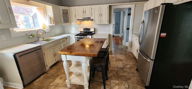 Foto del edificio - 25 Ferguson Ave