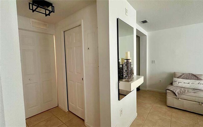 Foto del edificio - 11605 NW 89th St